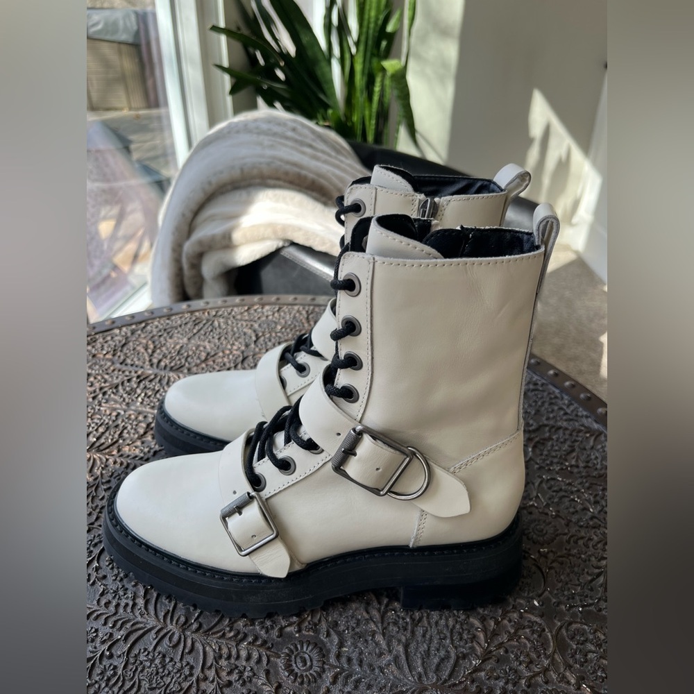 DOLCE VITA RONSON COMBAT BOOTS IN OFF WHITE 6 - Picture 4 of 9